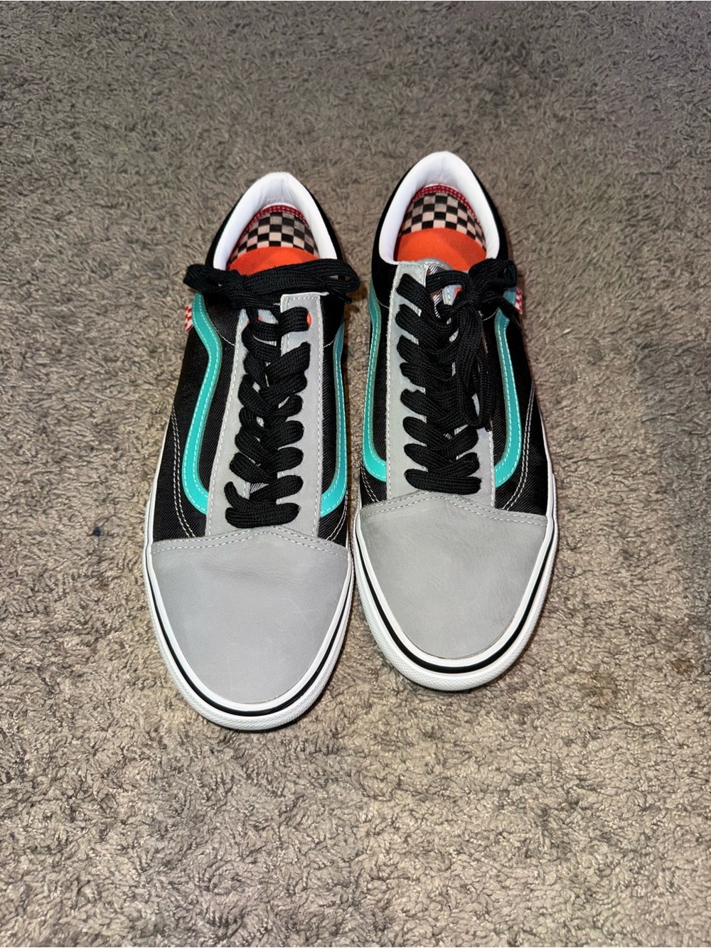 Vans Low-Top Sneakers in Gray, Teal & Black